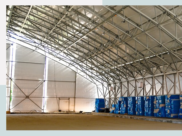 Строительство крытых катков в Вятских Полянах