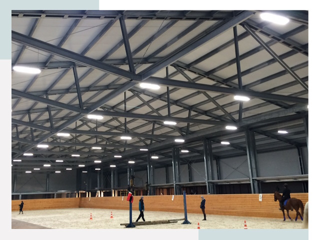 Строительство конных манежей от 609 руб в Вятские Поляны